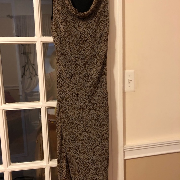 ATTRACTIVE LEOPARD DRESS - Picture 2 of 2